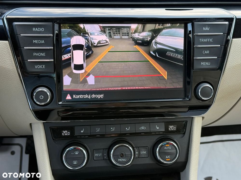 Skoda Superb 2016 photo 5