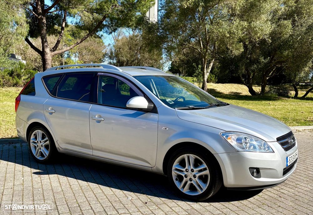 Kia Ceed SW 1.6 CRDi EX - 4