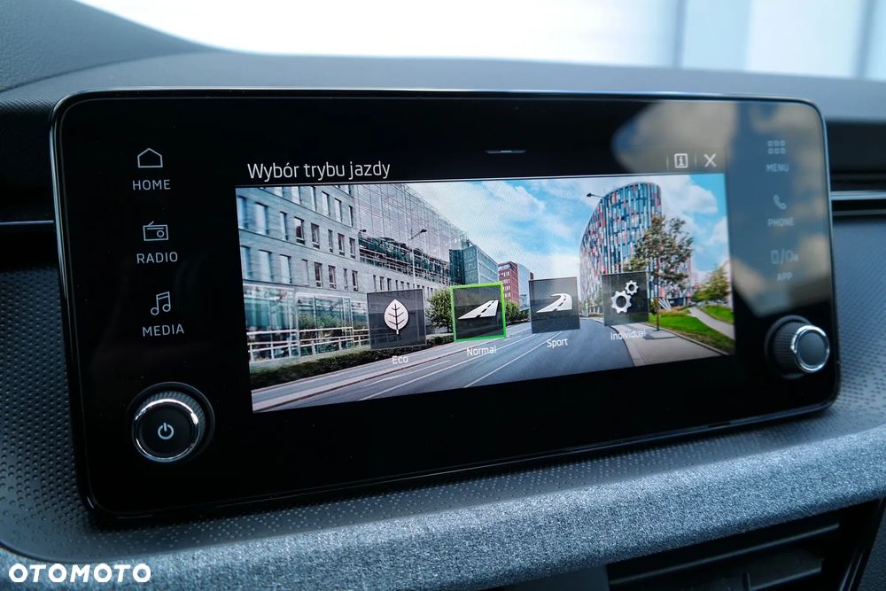 Skoda Kamiq 1.5 TSI Selection DSG - 28