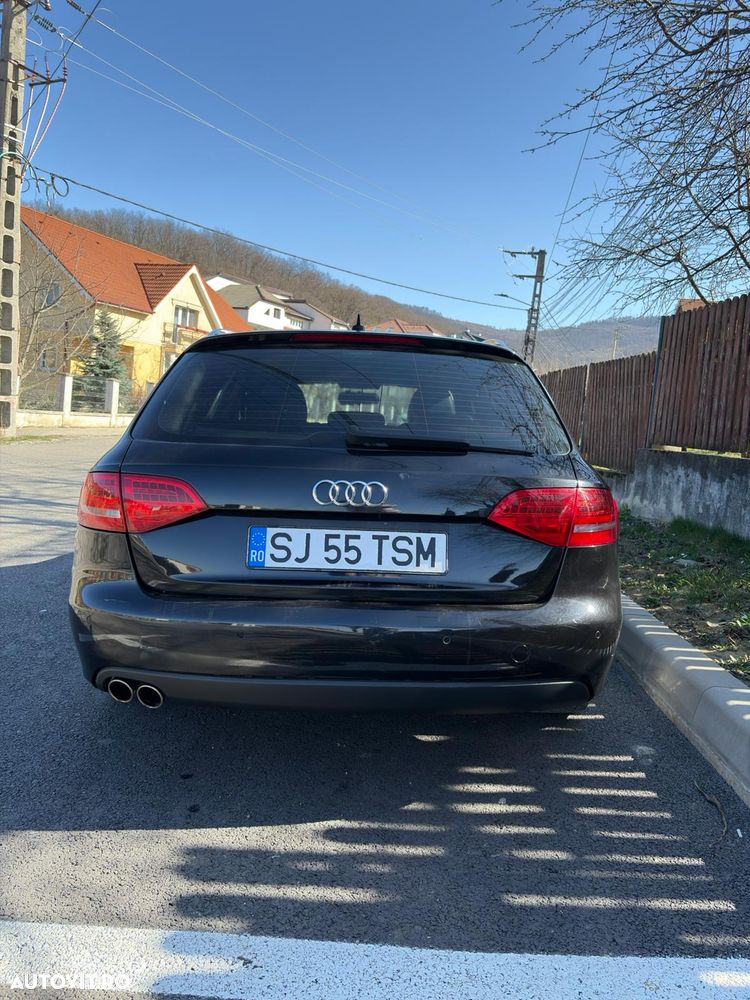 Audi A4 - 4
