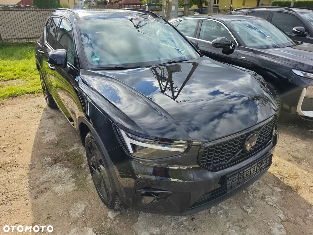 Volvo XC 40 B4 B DKG Ultra Black Edition - 8