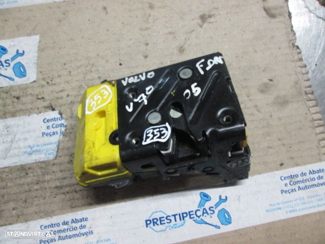 Fecho 30699749 VOLVO V70 2005 FD ELETRICO - 1