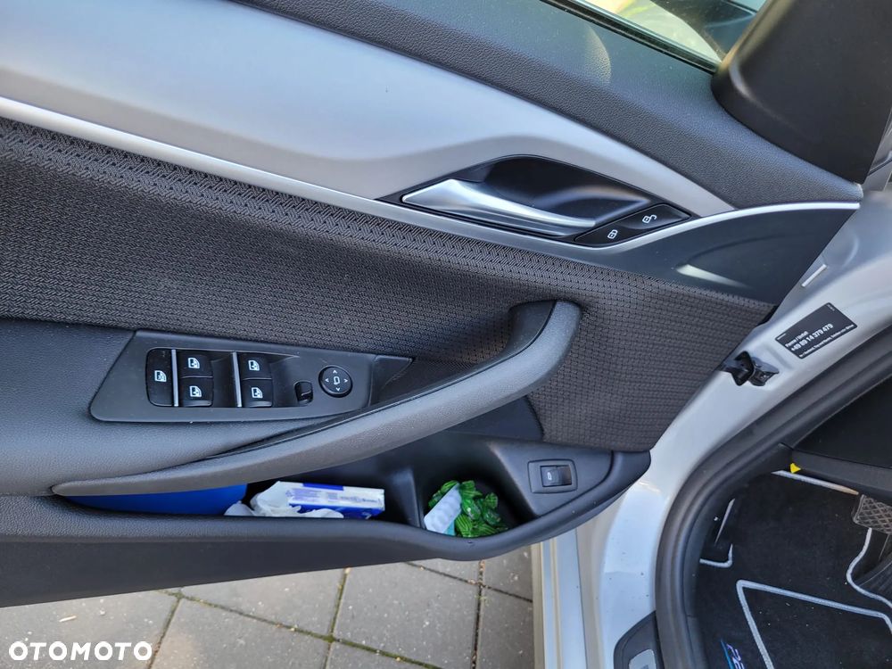 BMW Seria 5 530d xDrive - 7
