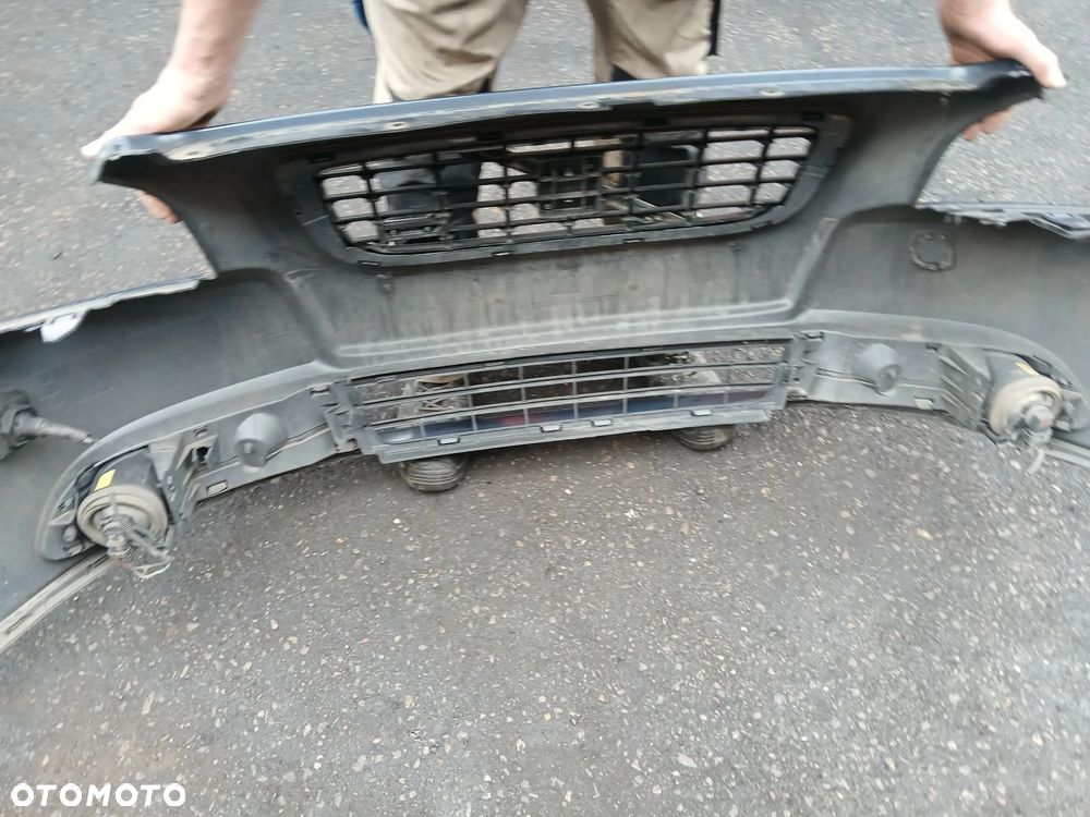 Volvo V50 Zderzak przedni - 8