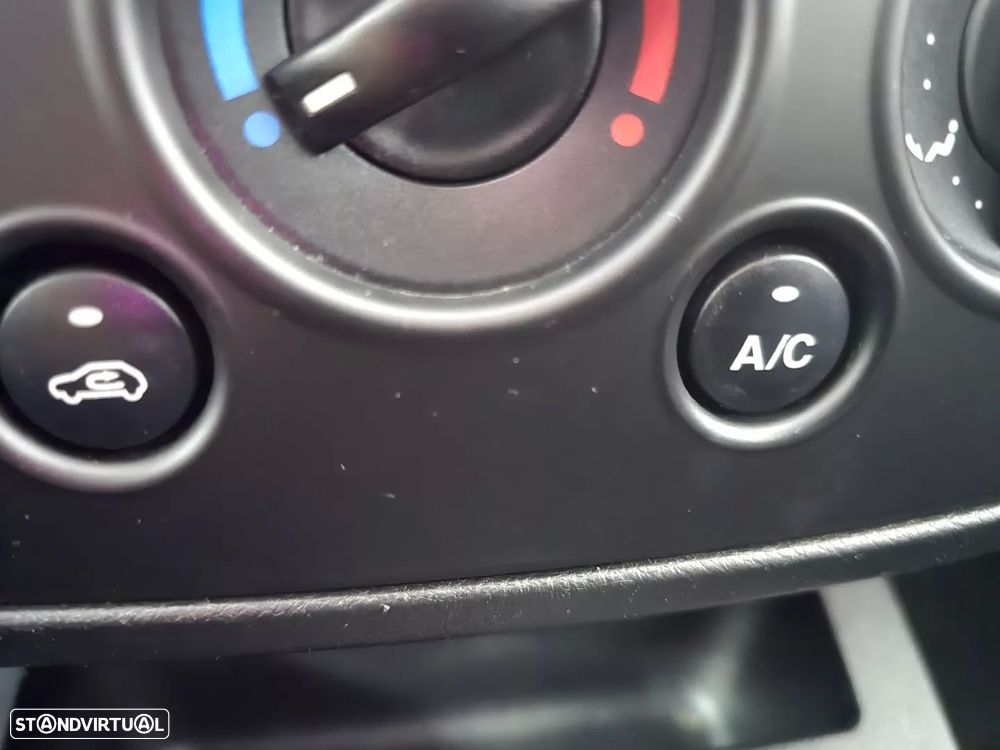 Ford Fiesta 1.4 TDCi Trend - 15