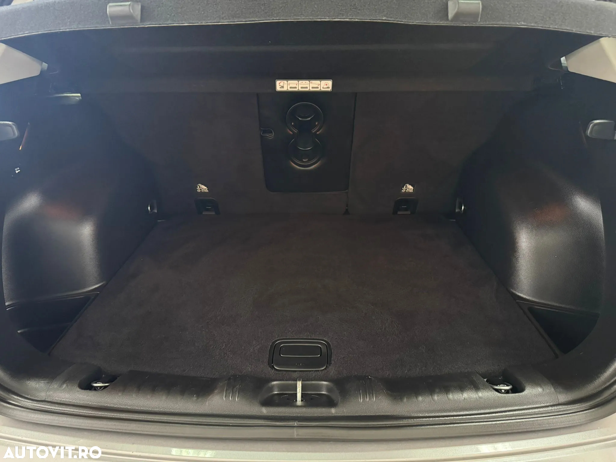 Jeep Compass 2.0 M-Jet 4x4 AT Limited - 12