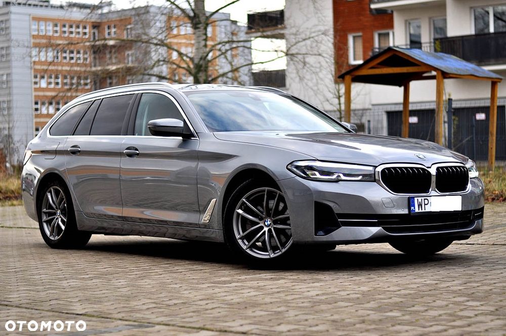 BMW Seria 5 520i - 5