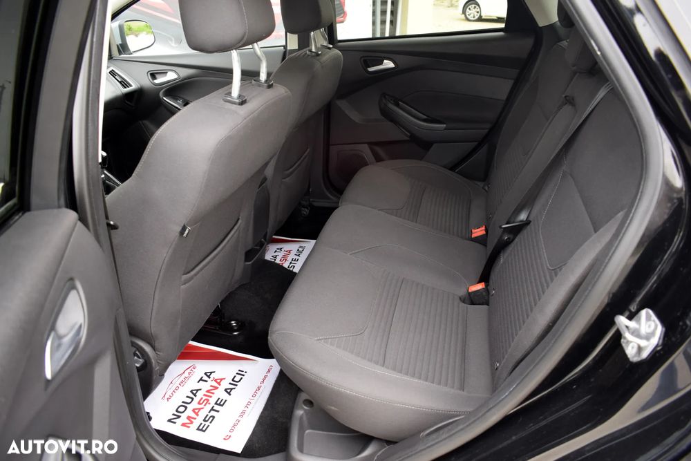 Ford Focus 1.6 TDCI DPF Start-Stopp-System Titanium - 11