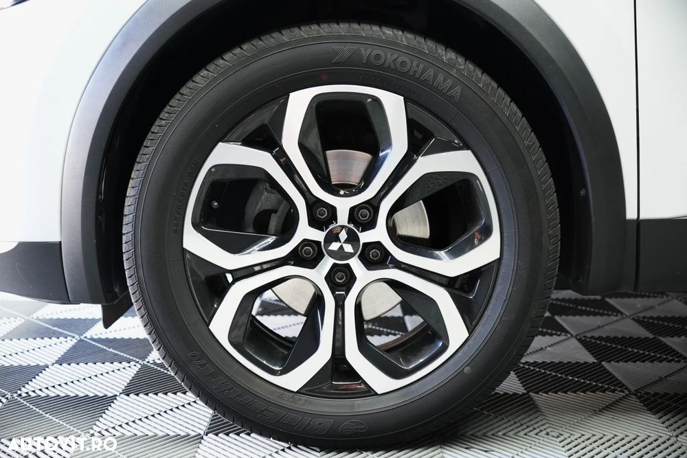 Mitsubishi ASX 1.6 HEV Instyle - 12