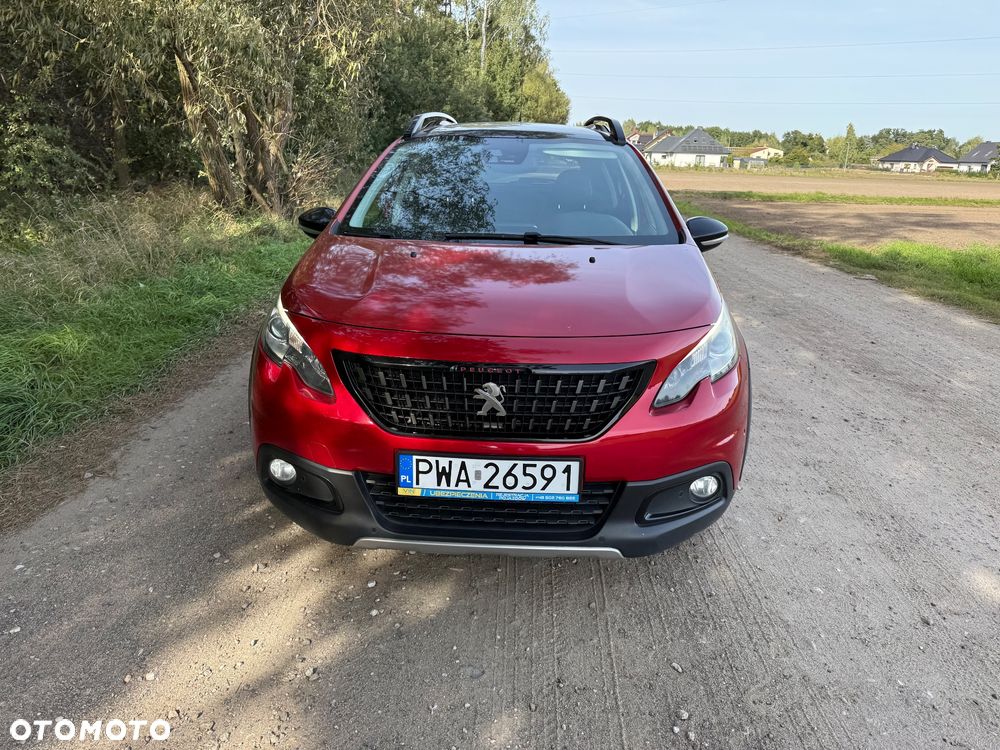 Peugeot 2008 1.2 Pure Tech Allure S&S - 4