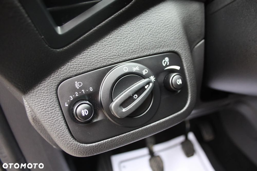 Ford Kuga 1.5 EcoBoost 2x4 Titanium - 40