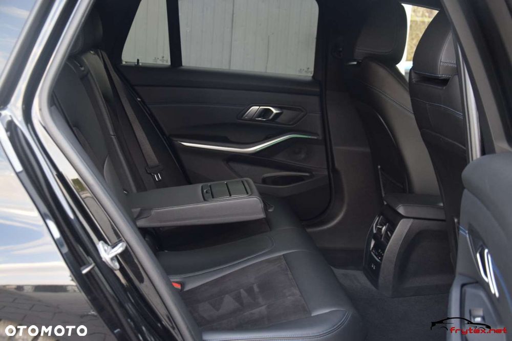 BMW Seria 3 - 25