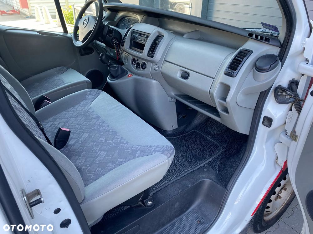 Opel VIVARO 1.9DTI 101KM L2H2 FV23% ! - 11