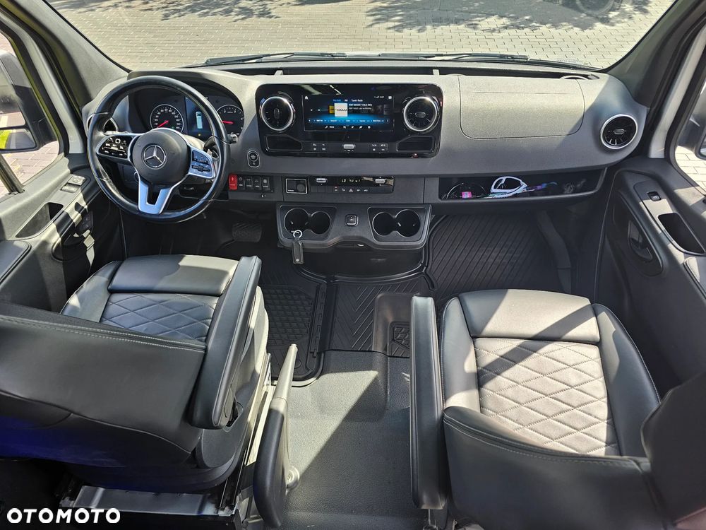 Mercedes-Benz Sprinter - 18