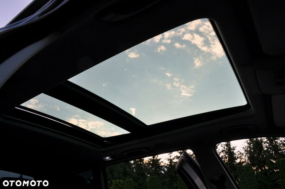 BMW Seria 5 - 32