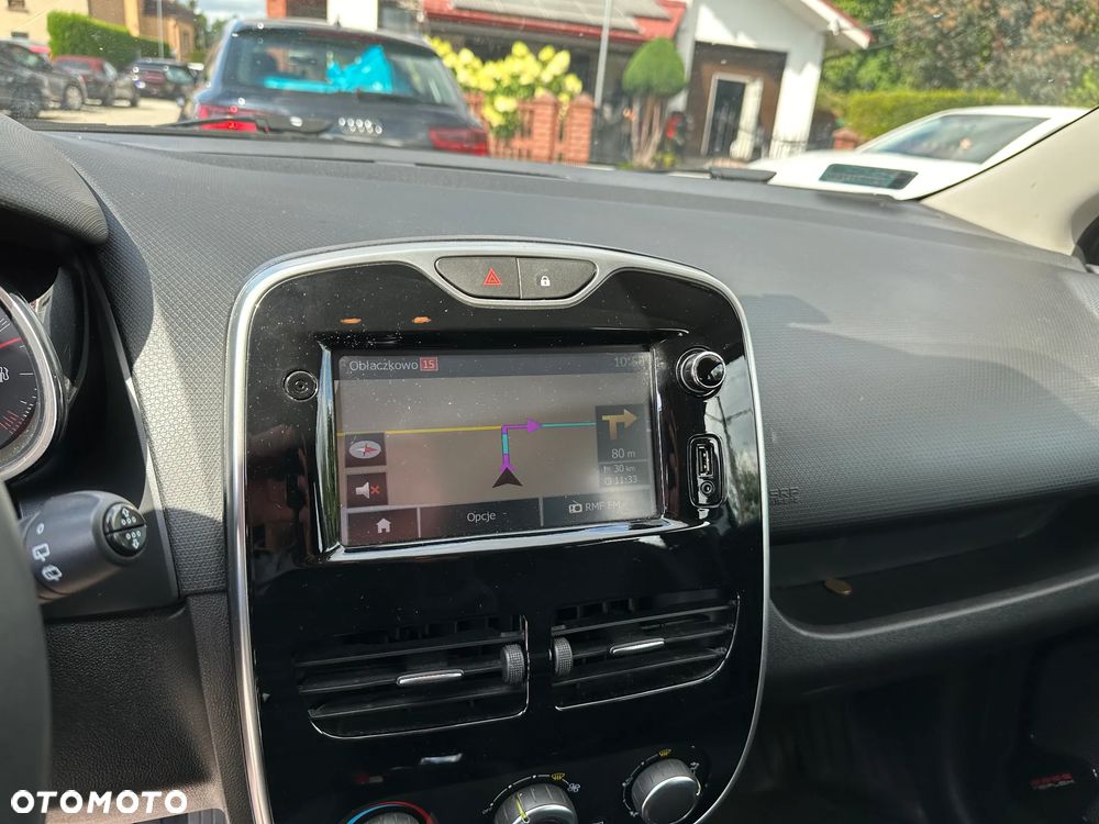 Renault Clio - 14