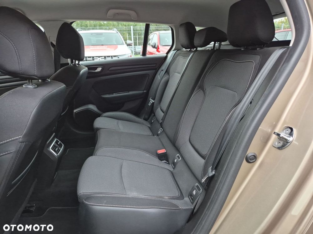 Renault Megane 1.5 Blue dCi Business - 10