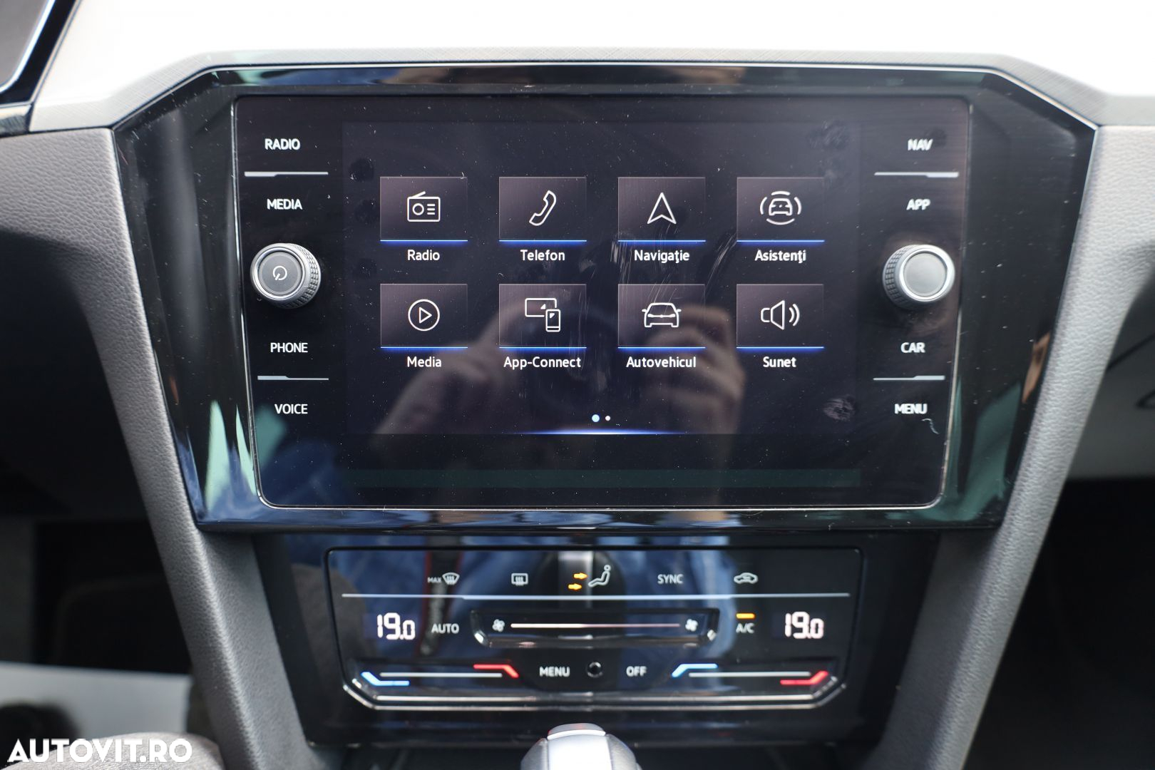 Volkswagen Passat Variant 2.0 TDI DSG Comfortline - 27