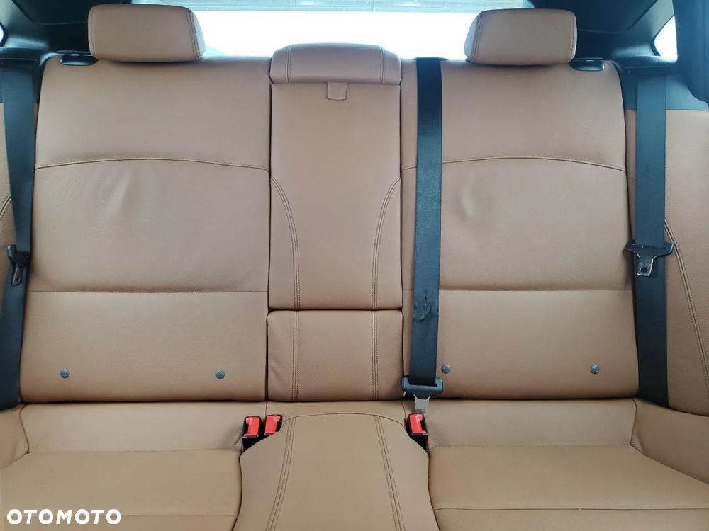BMW X4 xM40i - 11