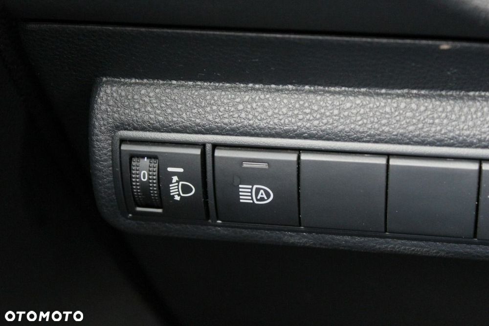 Toyota Corolla 1.8 Hybrid Comfort - 28