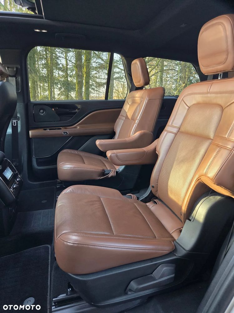 Lincoln Aviator - 25