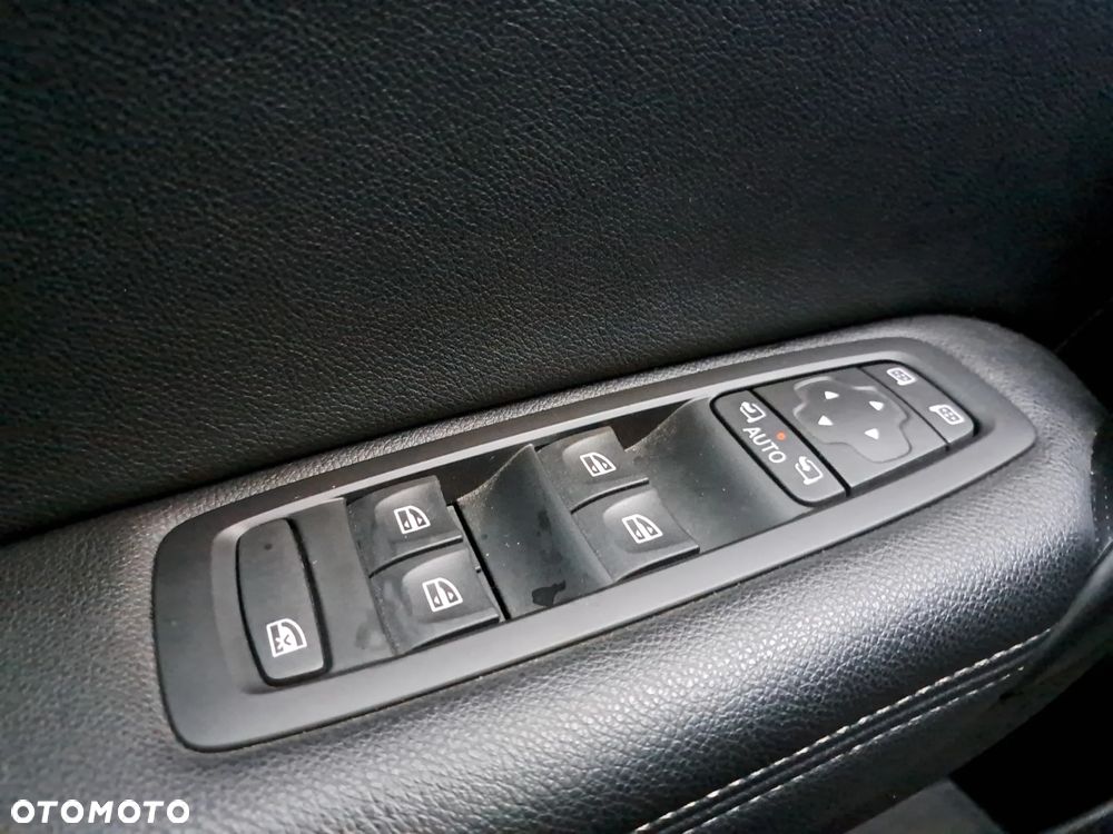 Renault Megane 1.3 TCe FAP Techno EDC - 15