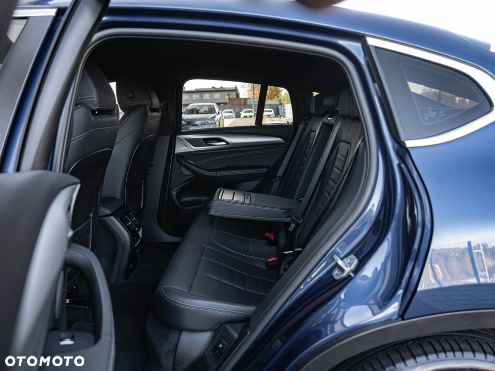 BMW X4 xDrive20i xLine sport - 28