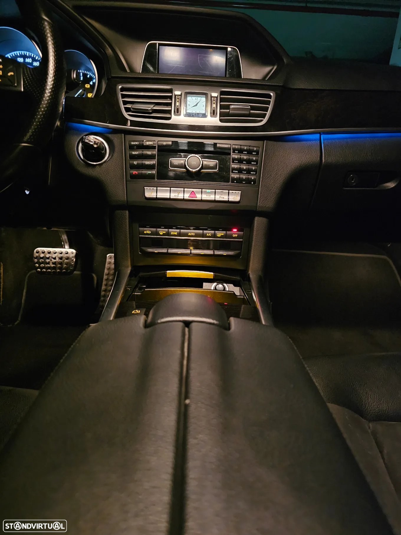 Mercedes-Benz E 200 CDi Avantgarde BE Auto.139g - 12