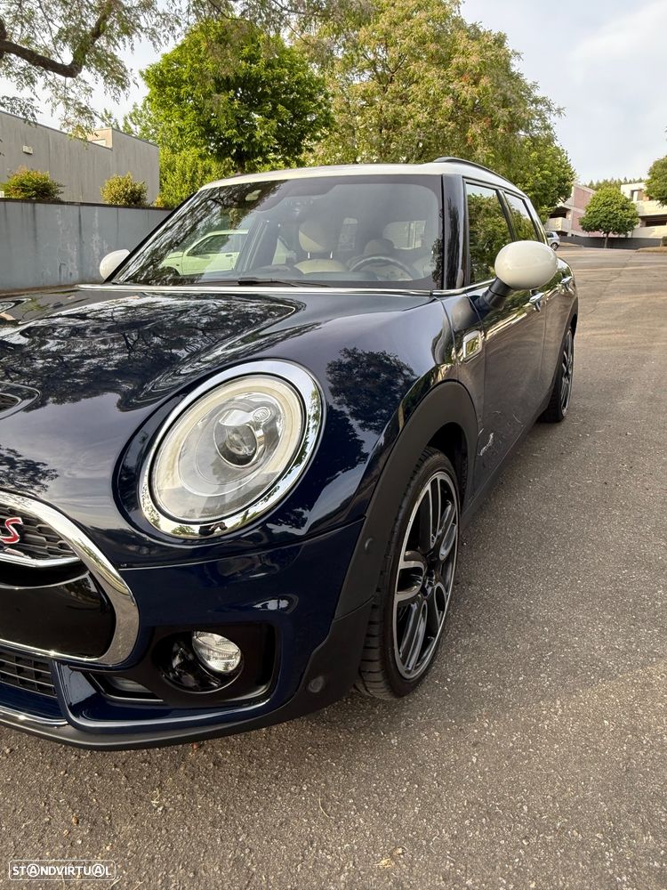 MINI Clubman Cooper SD ALL4 Auto Desportiva - 14