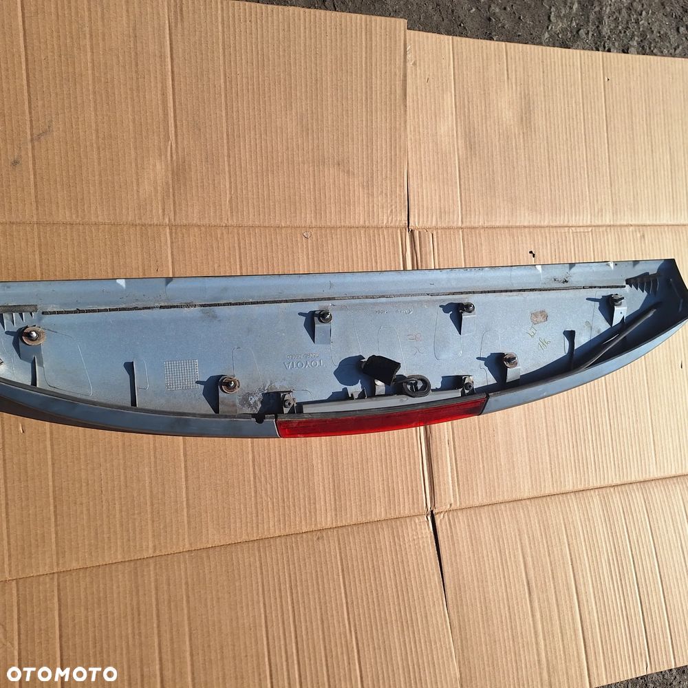SPOILER LOTKA KLAPY BAGAZNIKA AVENSIS T25 1F8 - 5