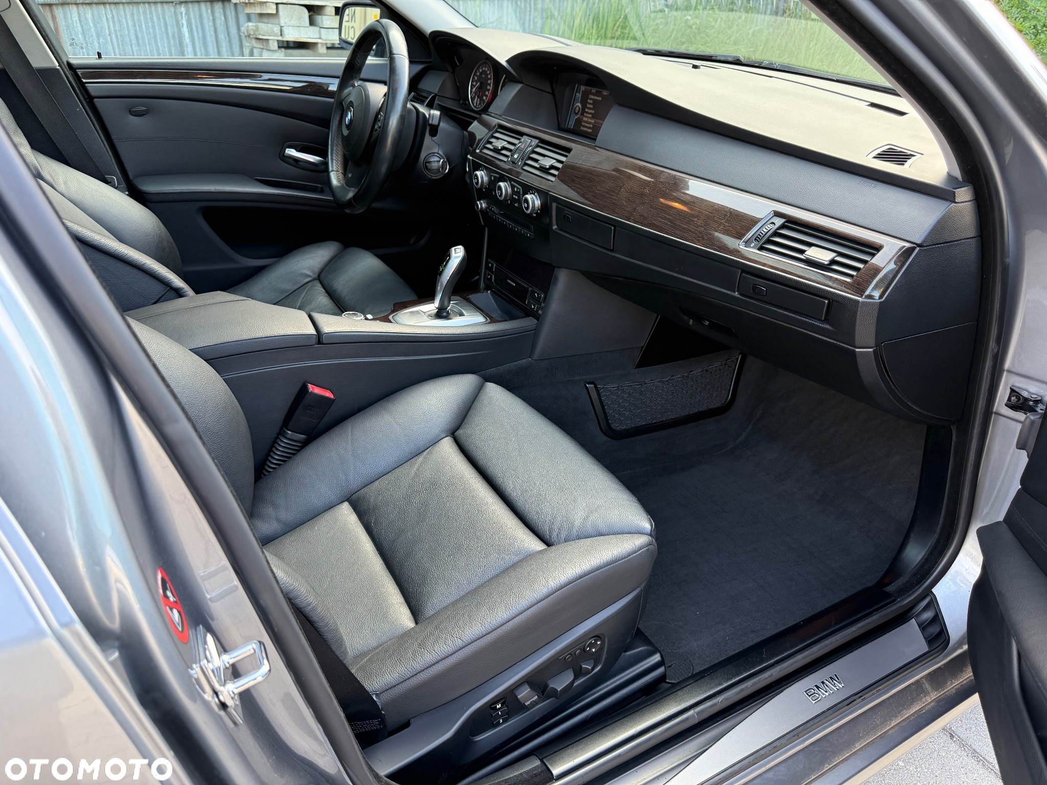 BMW Seria 5 530d xDrive Touring - 30