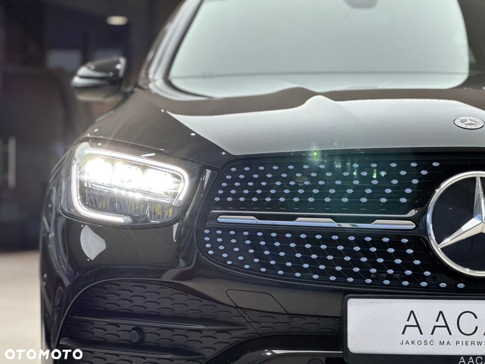 Mercedes-Benz GLC - 40