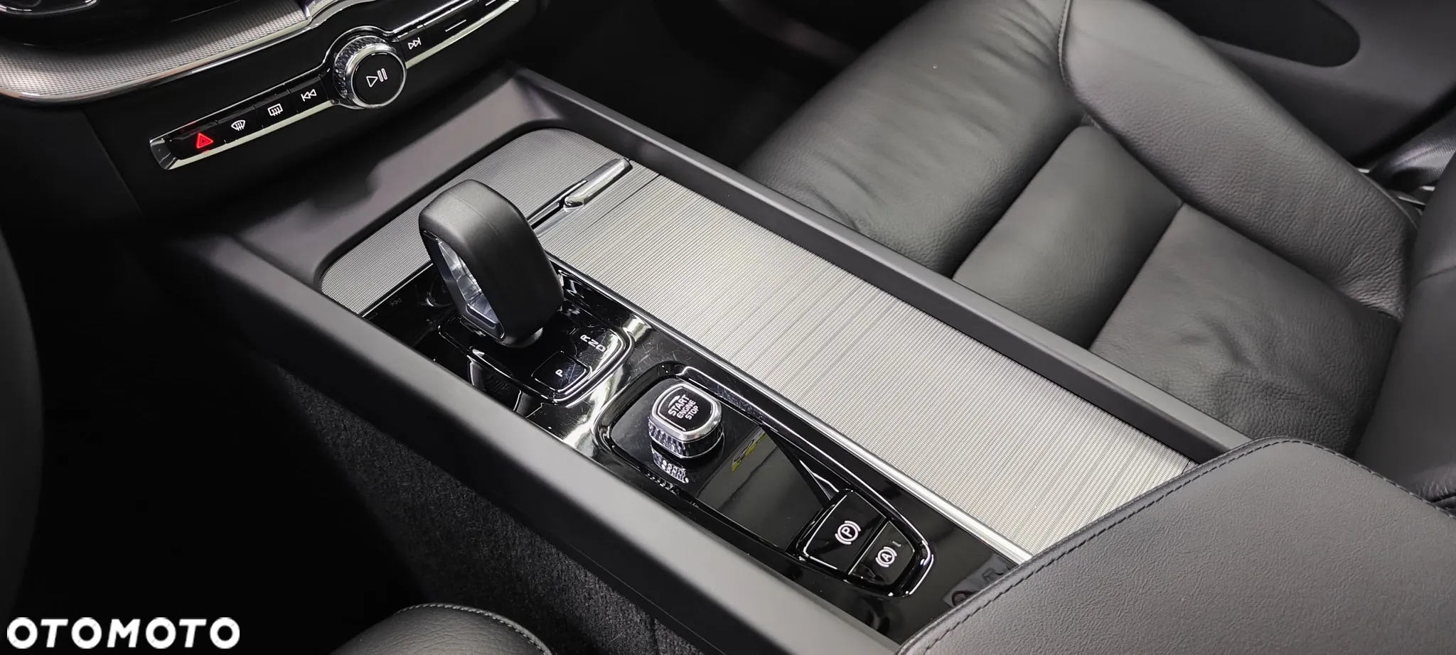 Volvo XC 60 B4 B Core - 9