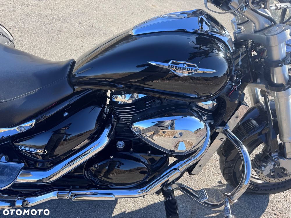 Suzuki Intruder - 4
