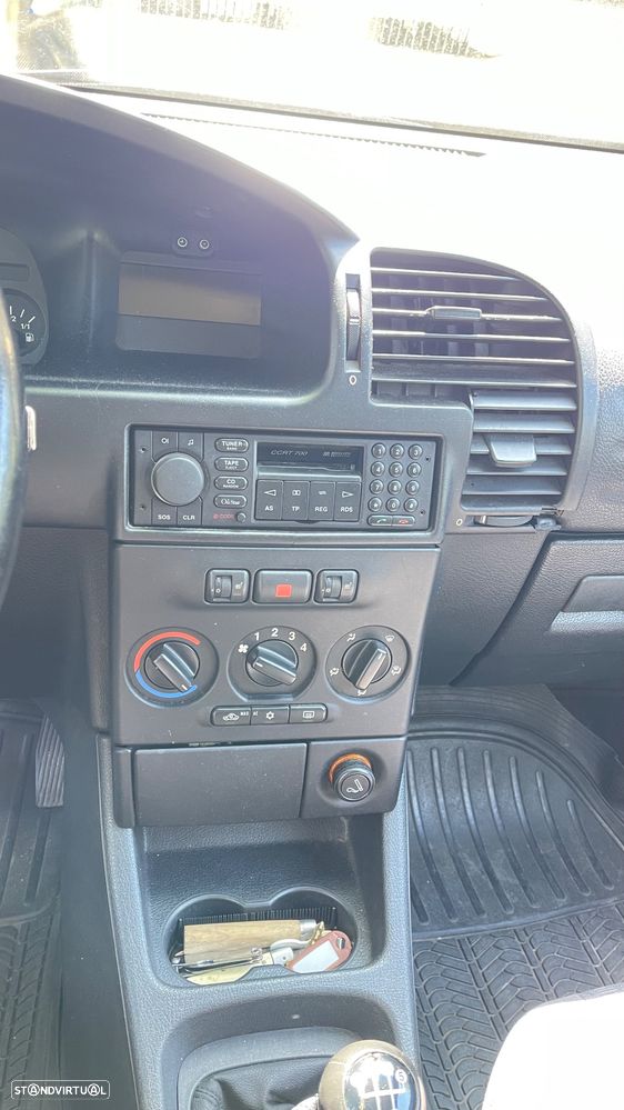 Opel Zafira 1.6 - 6