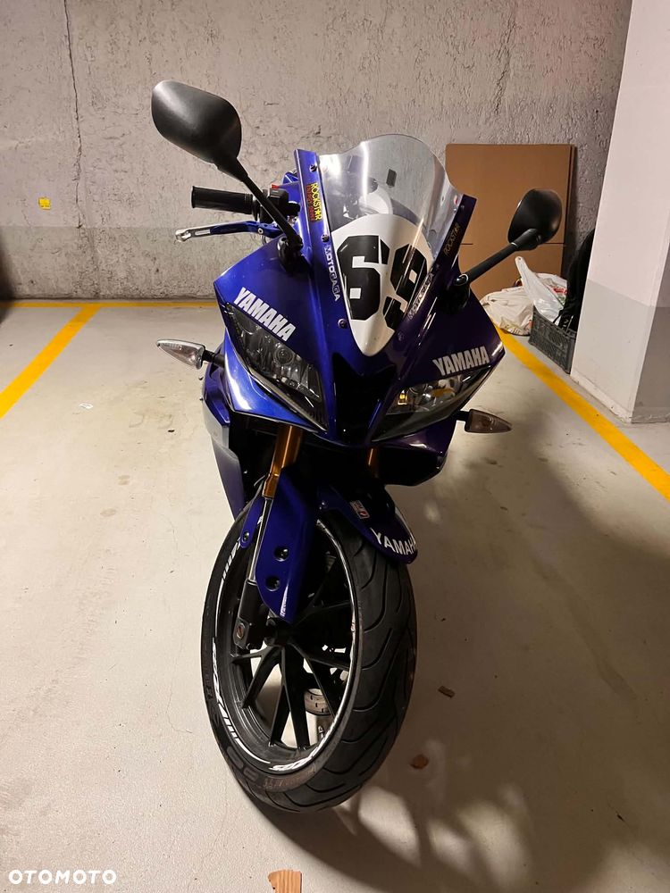Yamaha YZF - 9