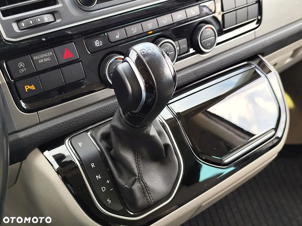 Volkswagen California - 23