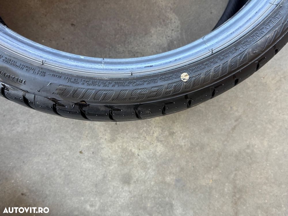 Vând 2 anvelope 225/35/18 bridgestone de vară ca noi - 7