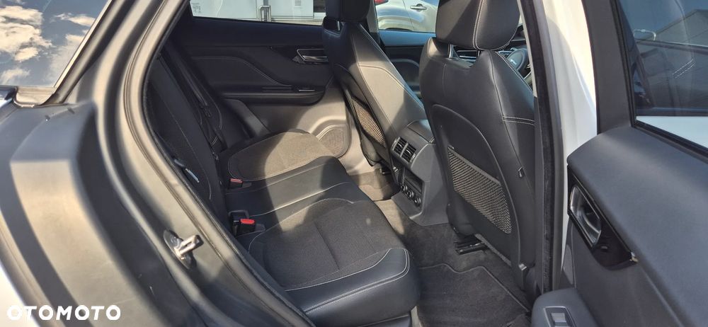 Jaguar F-Pace 2.0 i4D AWD R-Sport - 14