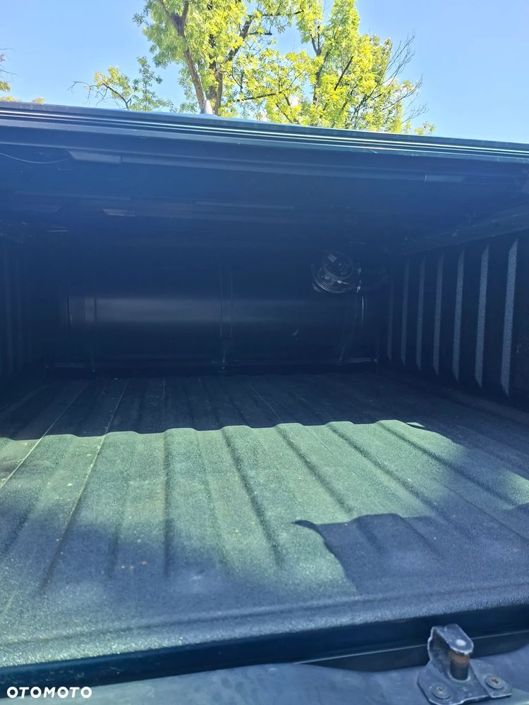 RAM 1500 5.7 Crew Cab Shortbed Limited Black - 7