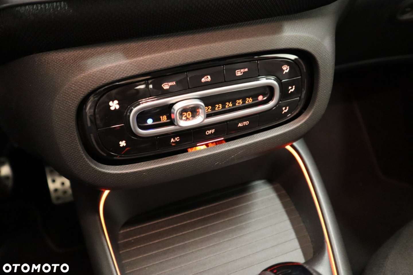 Smart Forfour EQ - 20