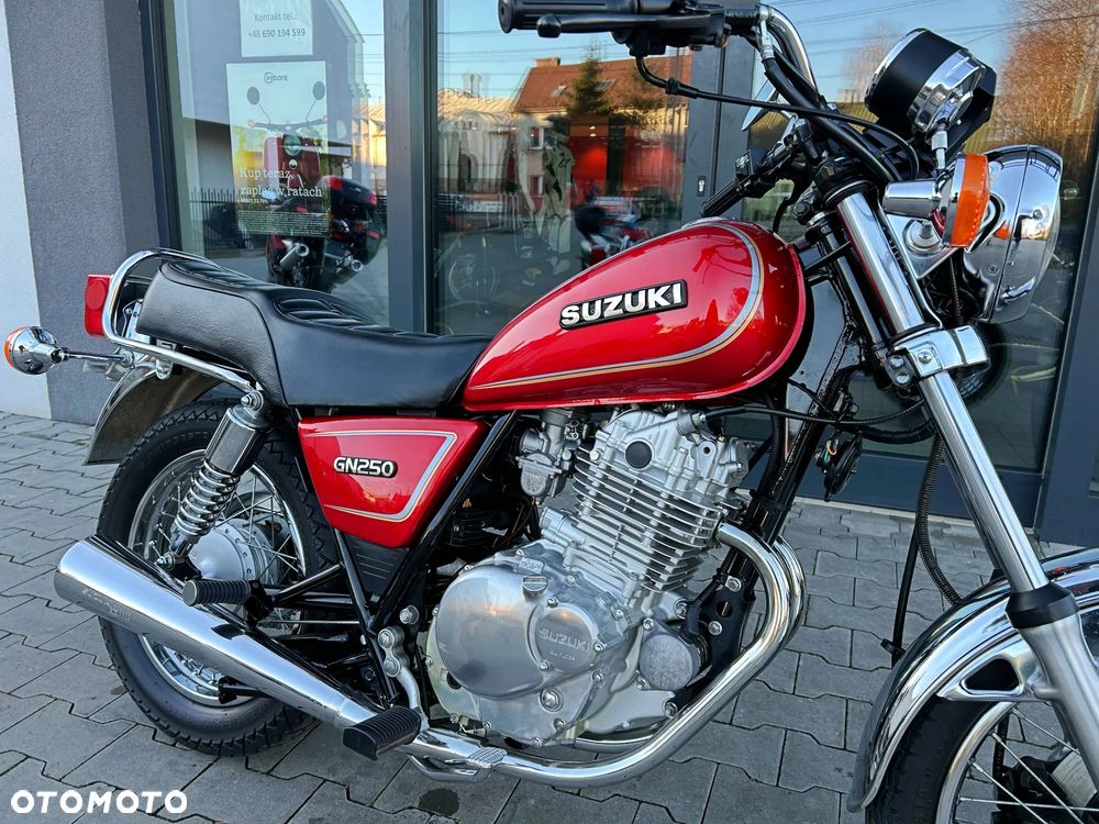 Suzuki GN - 13