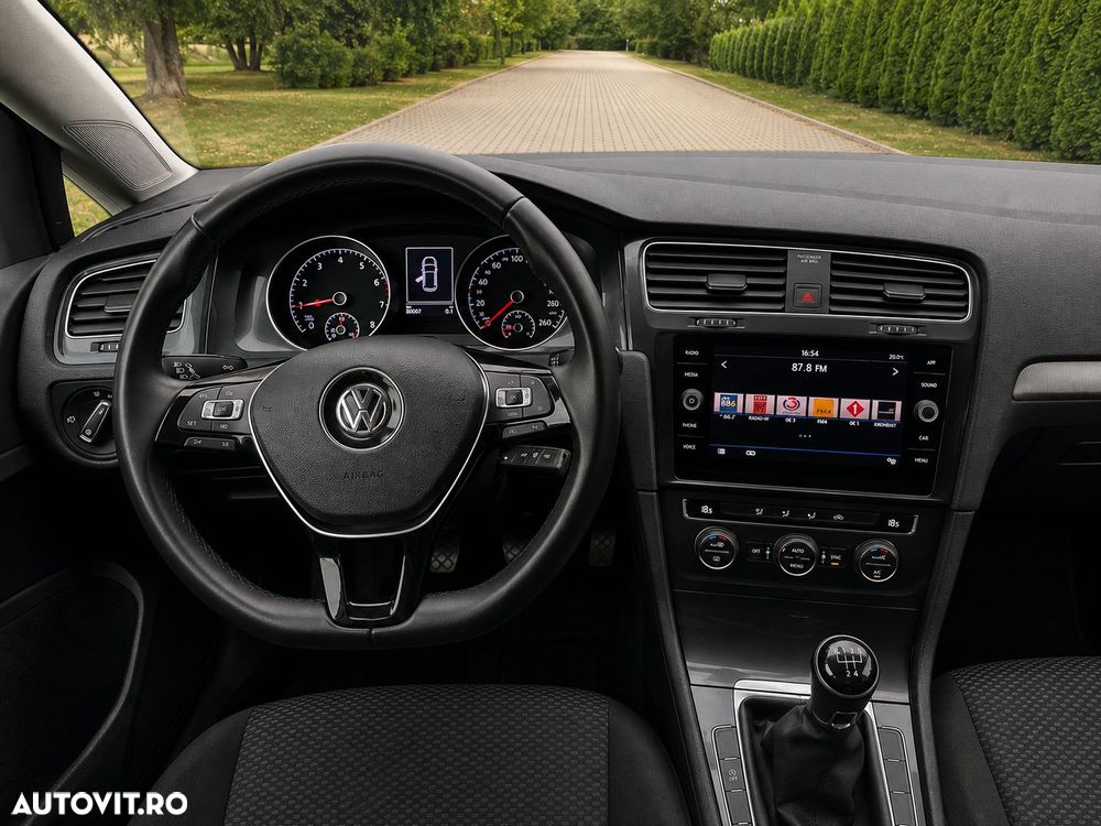 Volkswagen Golf 1.0 TSI Comfortline - 7