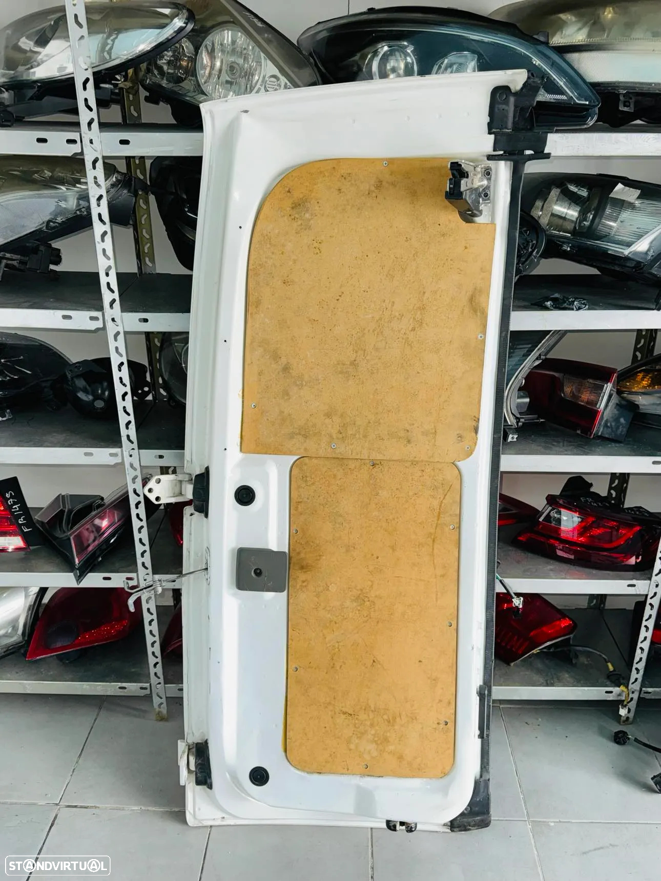 Porta Trás Direita Nissan NV200 - 2017 / 2024 - 5
