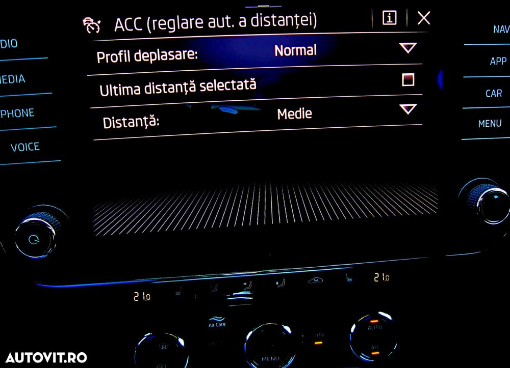 Skoda Superb 2.0 TDI DSG Ambition - 21
