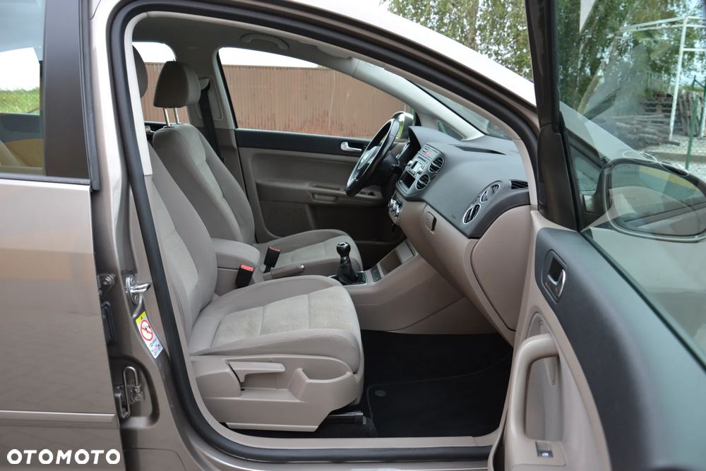 Volkswagen Golf Plus 1.4 Style - 26