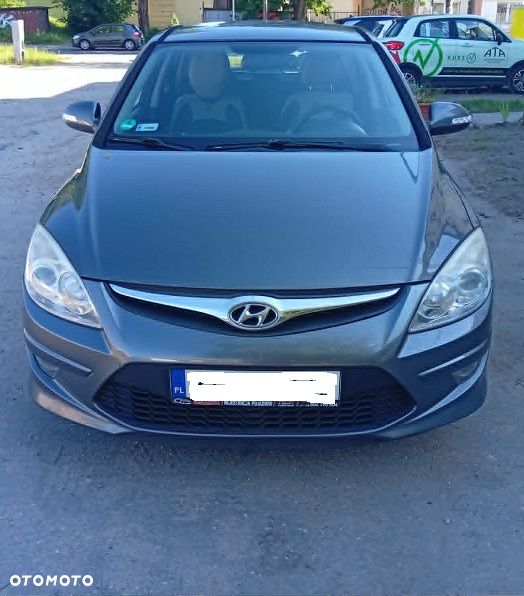 Hyundai i30 1.6 CRDi Classic + - 5
