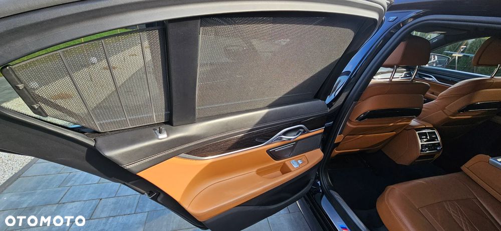 BMW Seria 7 750d xDrive - 17