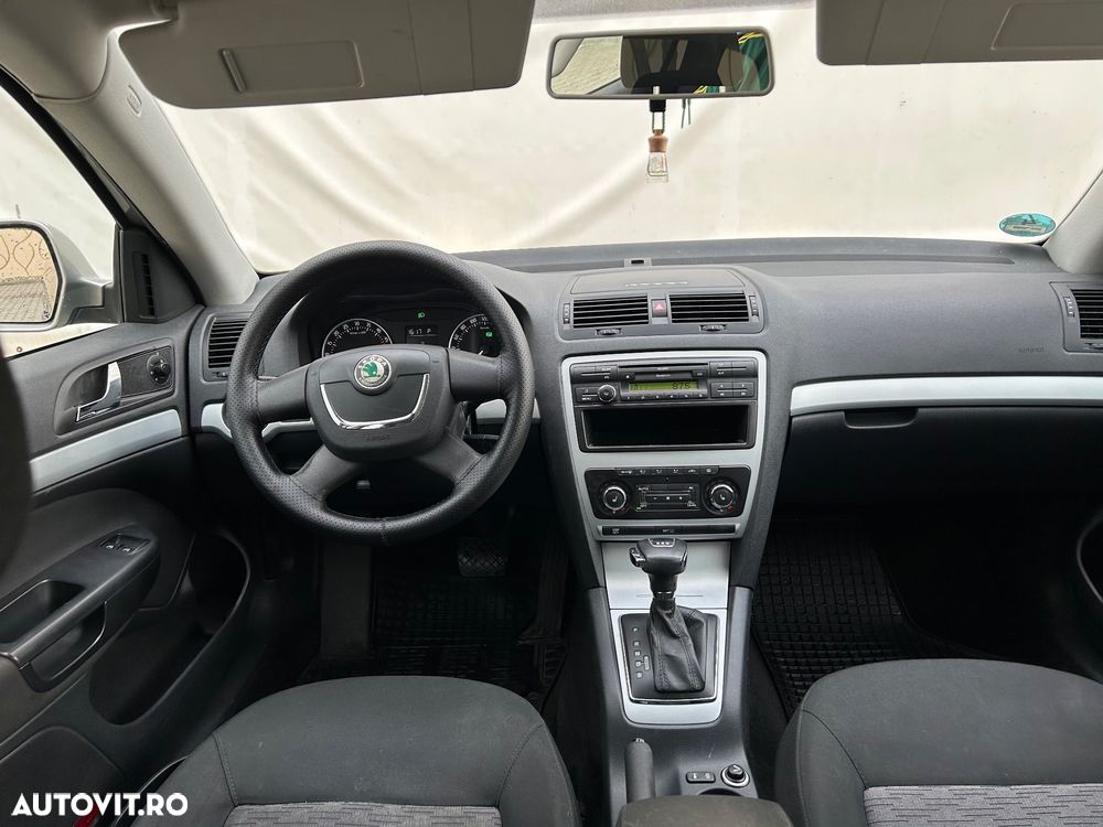 Skoda Octavia 1.9TDI Ambiente DSG - 3