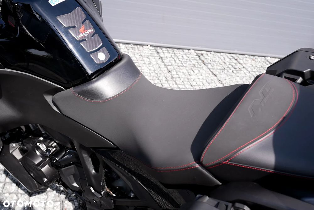 Honda NT - 24